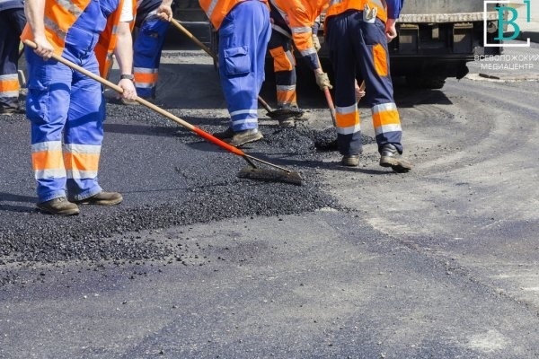 В Ленобласти на ремонт дорог потратят ещё полмиллиарда рублей