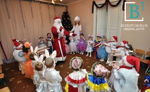 Даже зайцу понятно: кому можно на детские новогодние утренники во Всеволожском районе