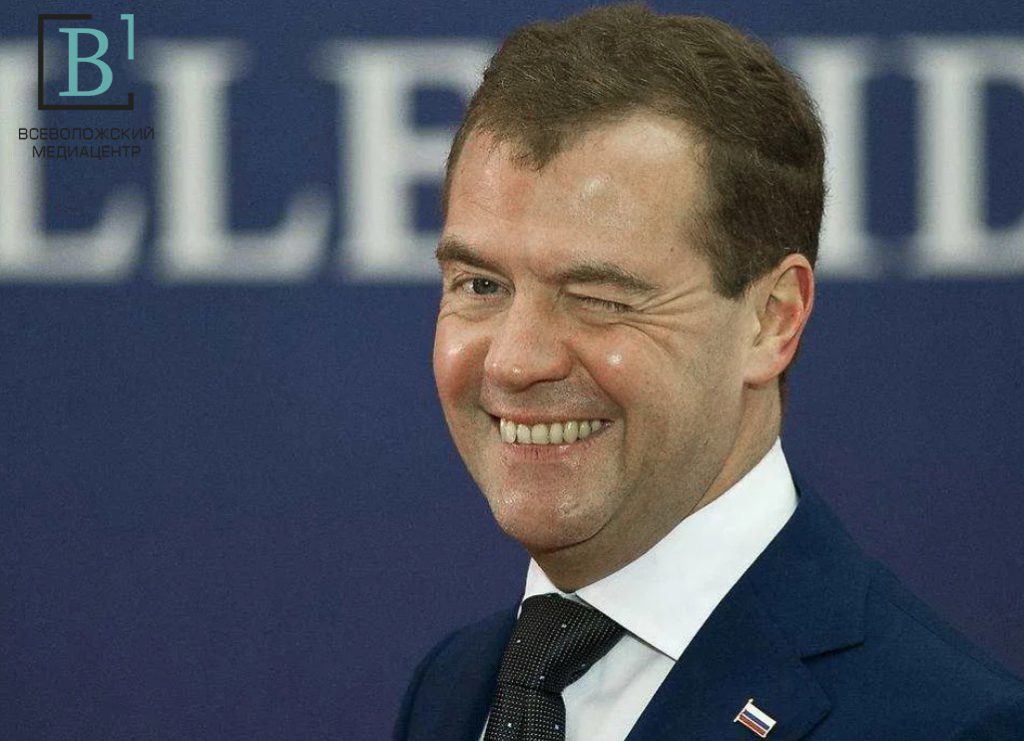 С зерном решили, Запад «пошатнулся», а Медведев восхищён: главное вокруг ситуации на Украине за сегодня