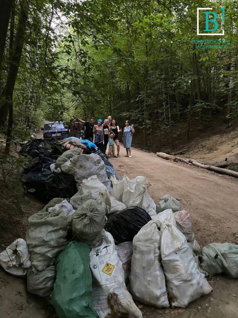 50 мангалов и 100 мешков мусора: Пугаревский карьер стал чище благодаря неравнодушным всеволожцам