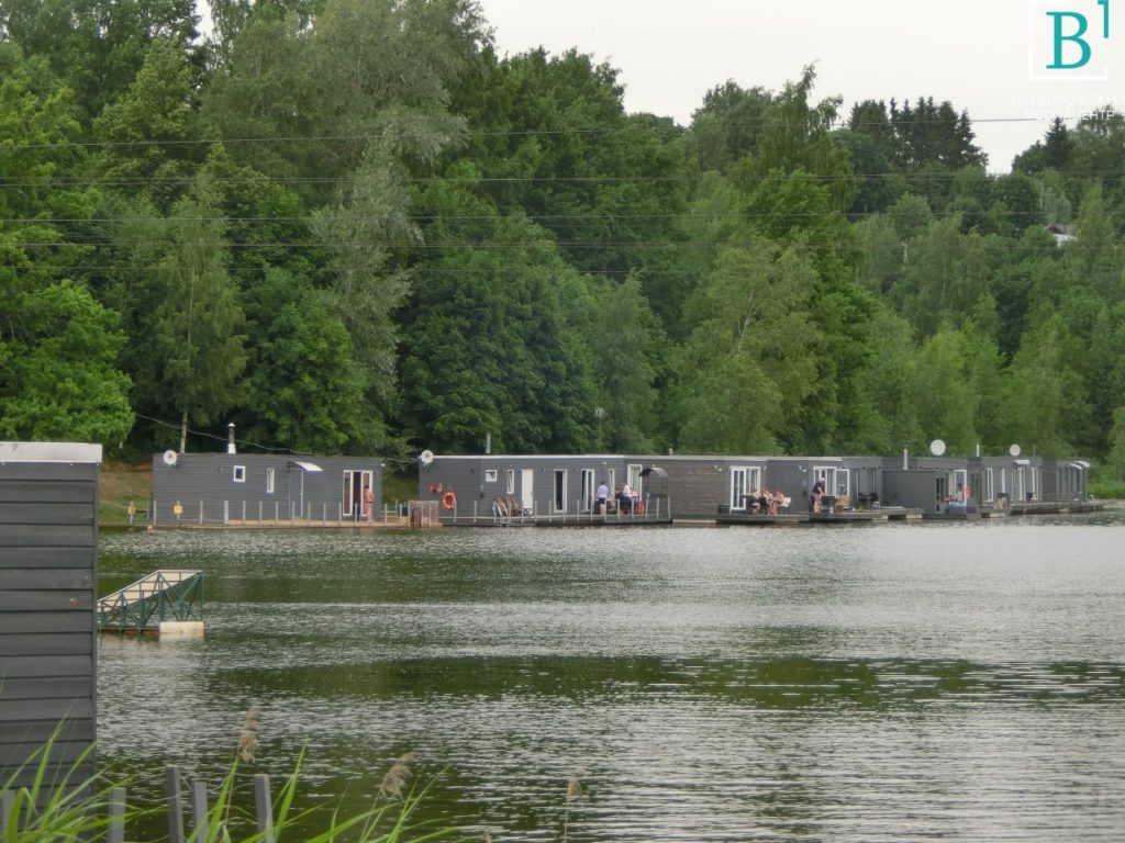 Снести, нельзя оставить: суд повелел снести турбазу на озере Хепоярви