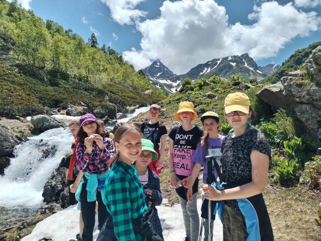 Юные всеволожцы побывали в сердце Кавказских гор
